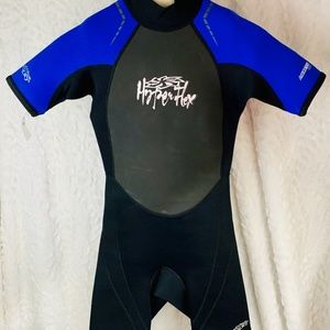 Hyperflex NEW Black Blue Youth Size 10 Back Zip